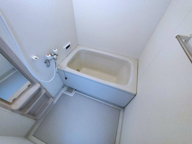 追い焚き機能付きバスルーム