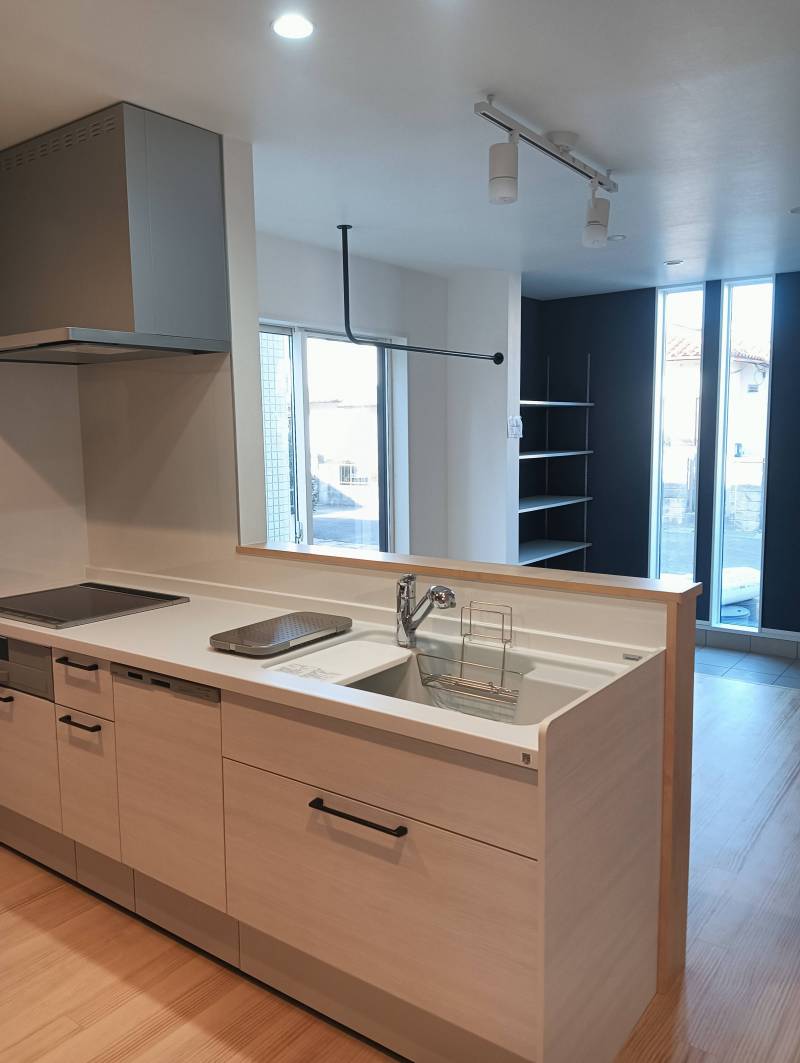 北棟　キッチンからリビング