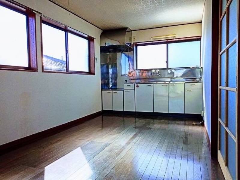 と～っても広いLDK。３面採光でと～っても明るい。