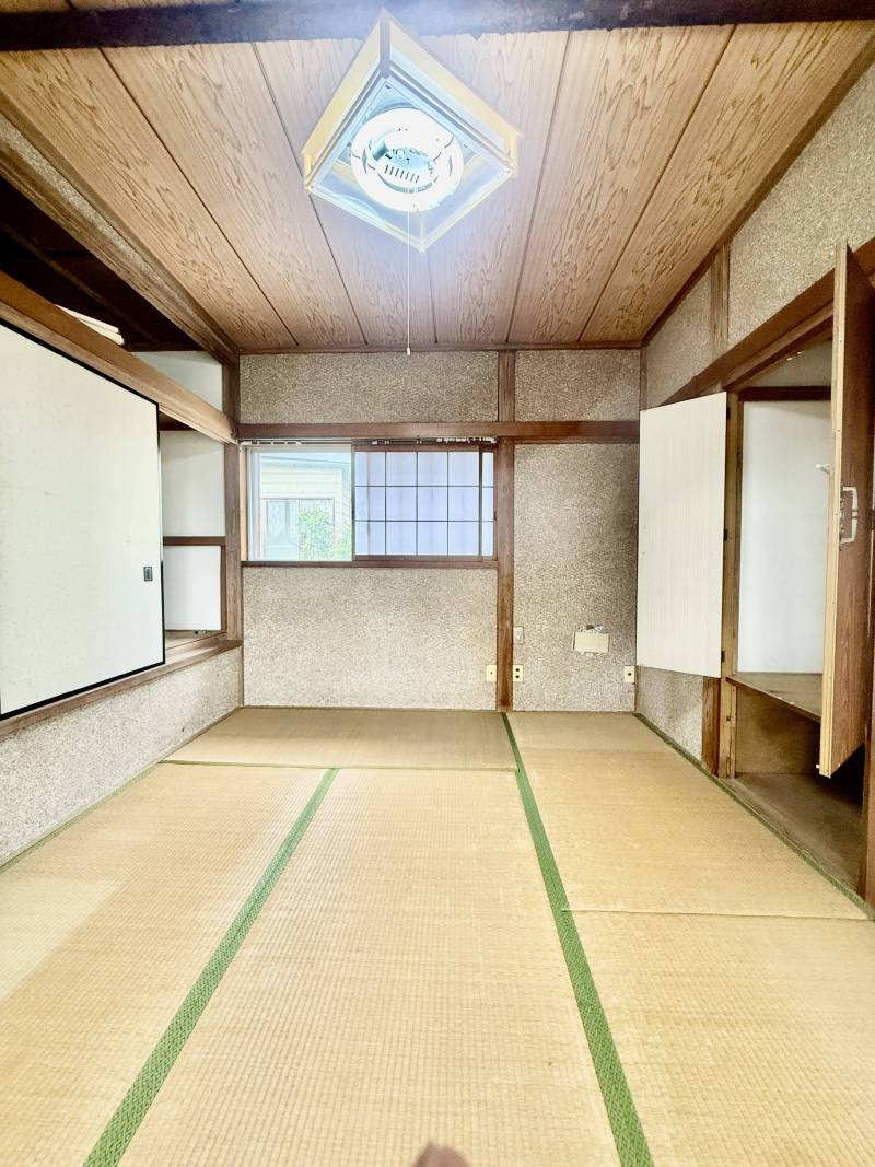 2階和室。全室収納付き