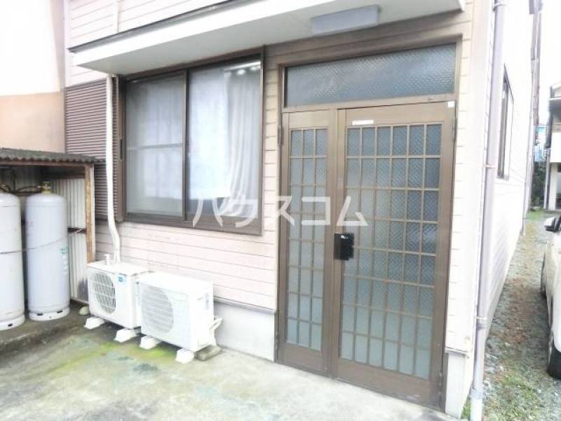 外扉になっております。