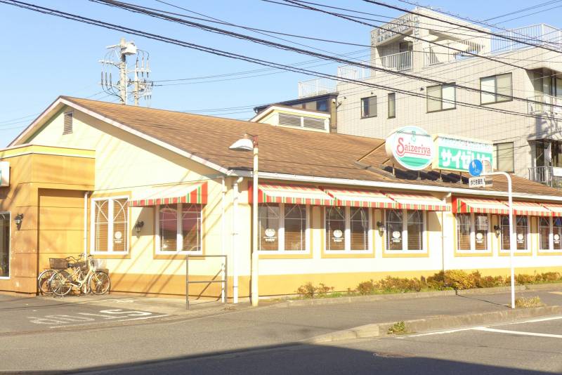 サイゼリア近しい。