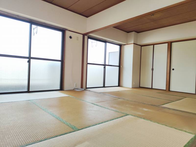 広々な和室・ご契約後 畳交換！・収納付き