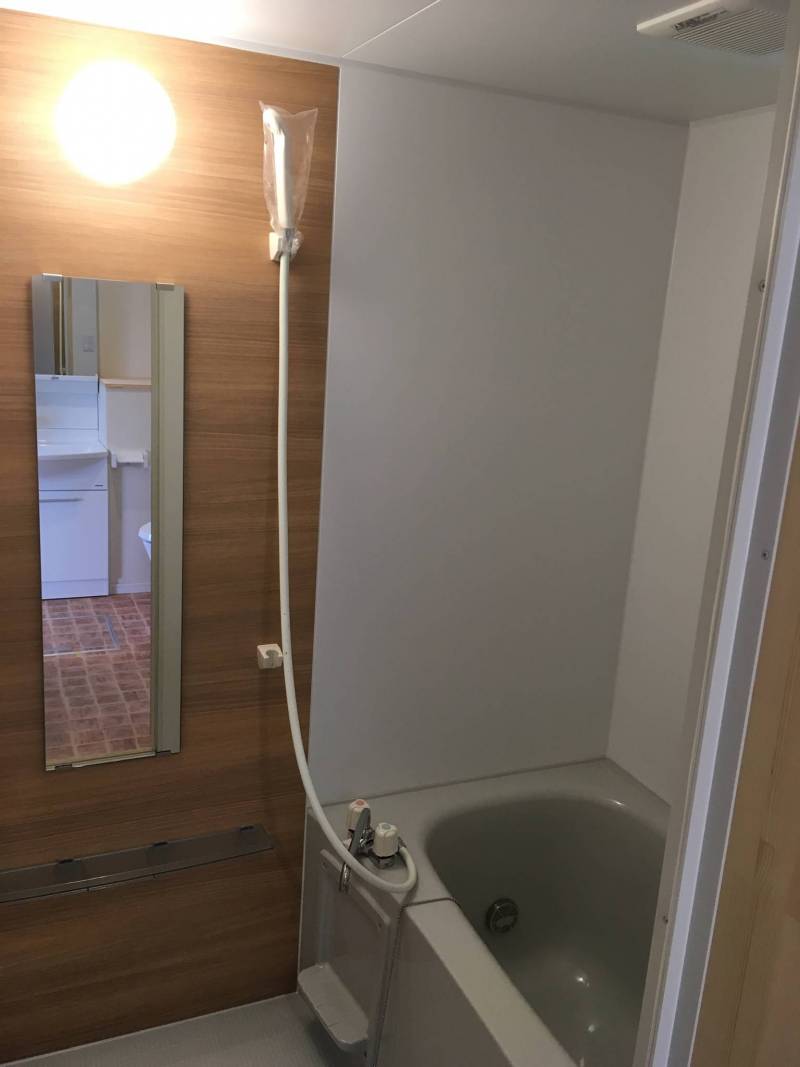 新しいユニットバスです。