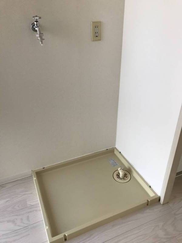 洗濯スペースは室内です。