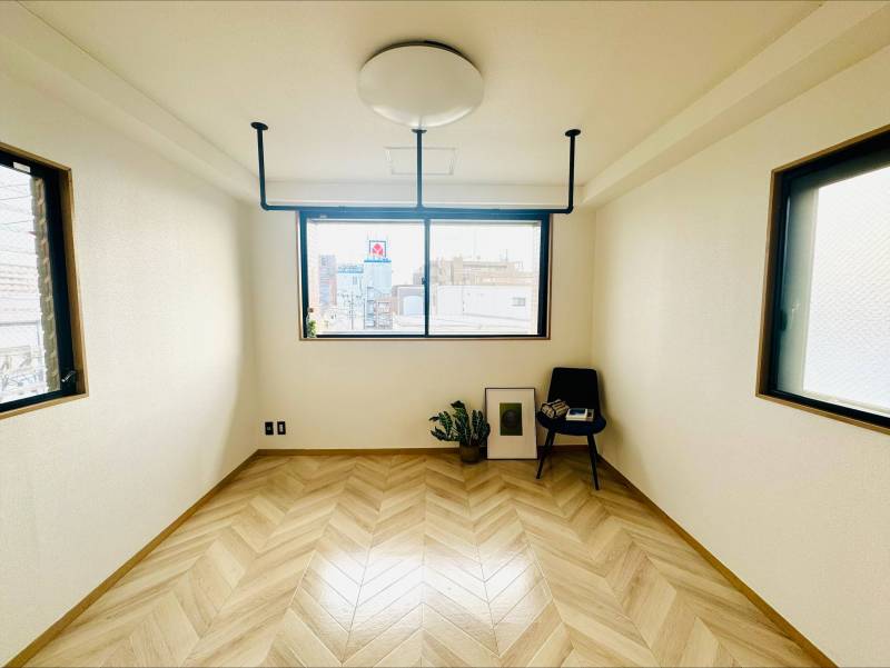 天井吊り下げﾊﾟｲﾌﾟで部屋干しも◎