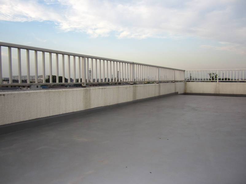 とても広いルーフバルコニー♬