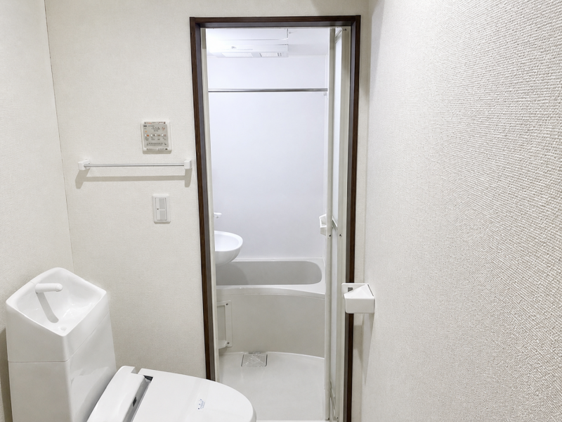 温水洗浄便座付きで快適です
