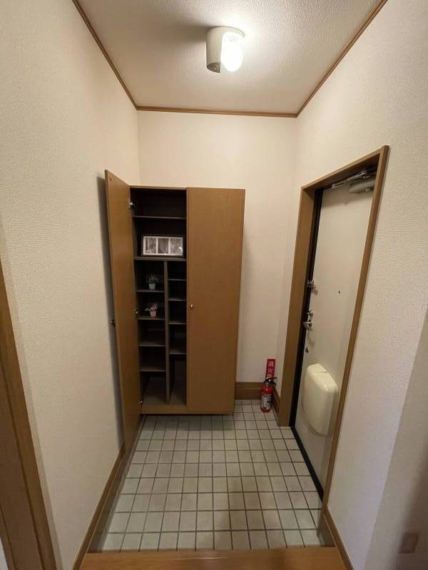 玄関
シューズボックス付き収納沢山出来ます