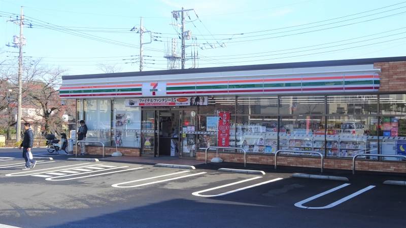 セブンイレブンまで徒歩１分の近さ！