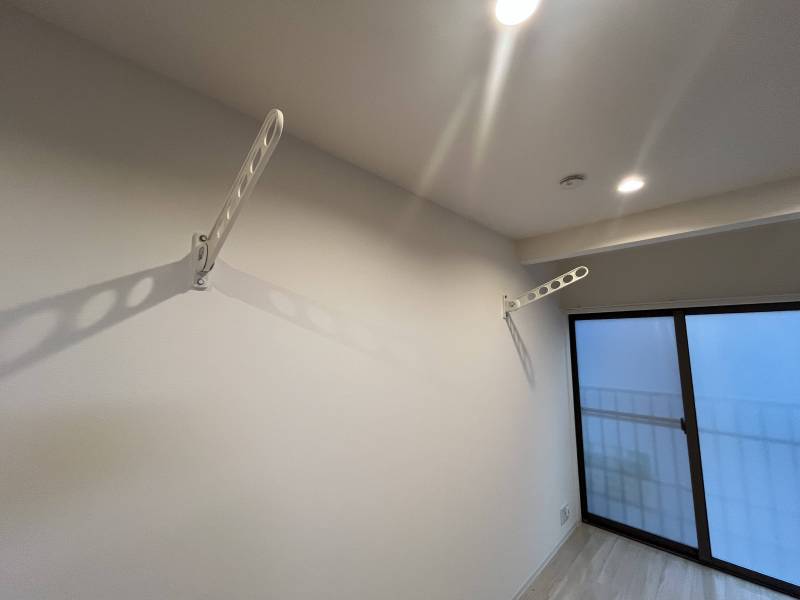 室内物干し竿置き場。