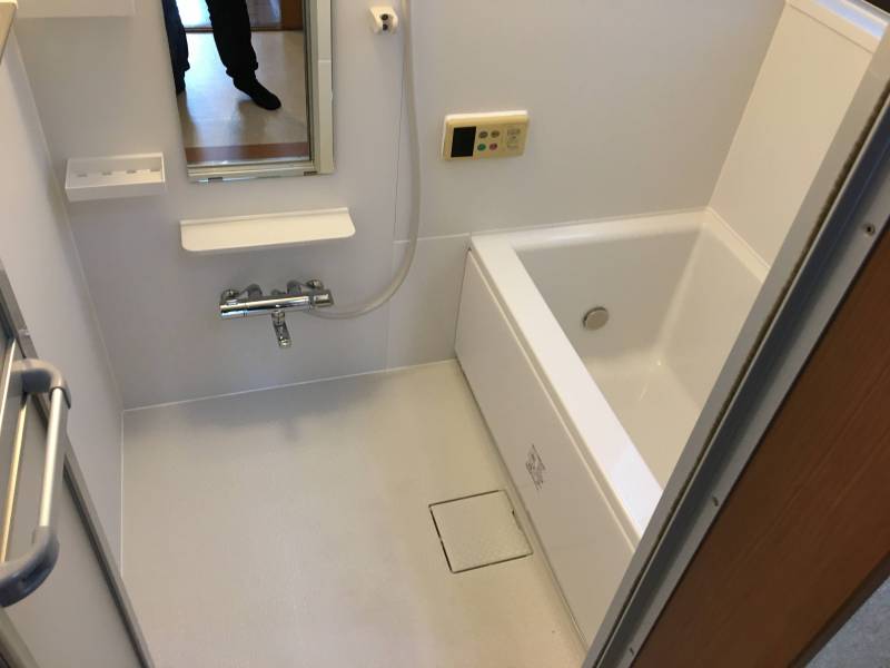 新品のユニットバス