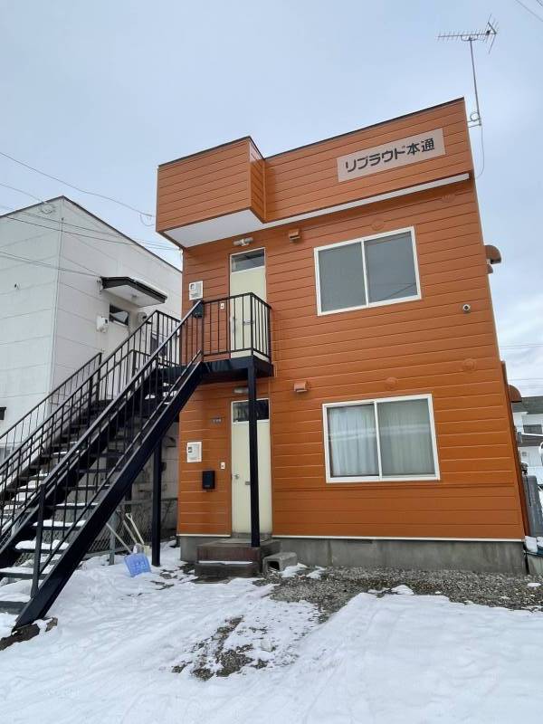 アパート前駐車場は無料です♬