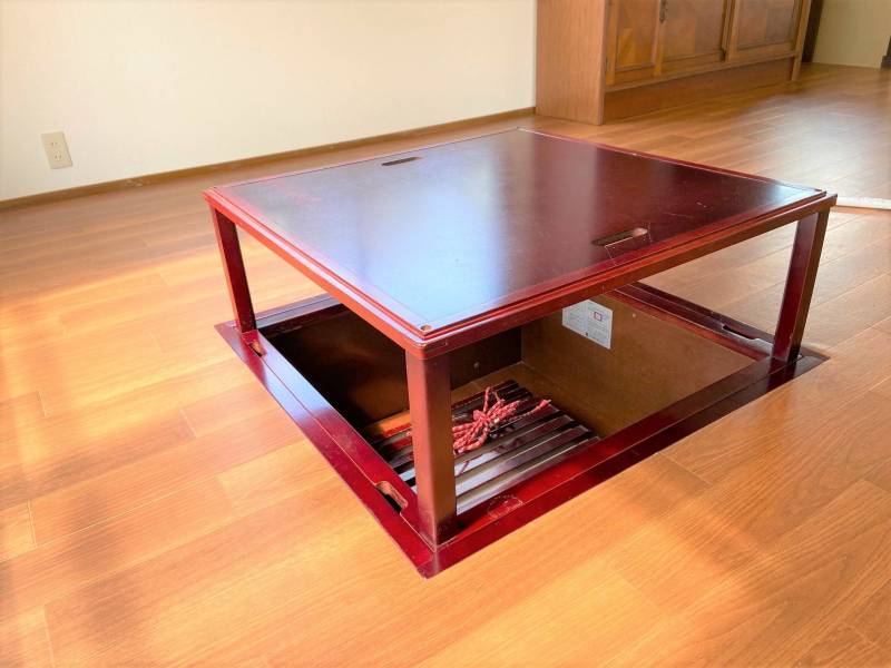 収納式掘りごたつです！