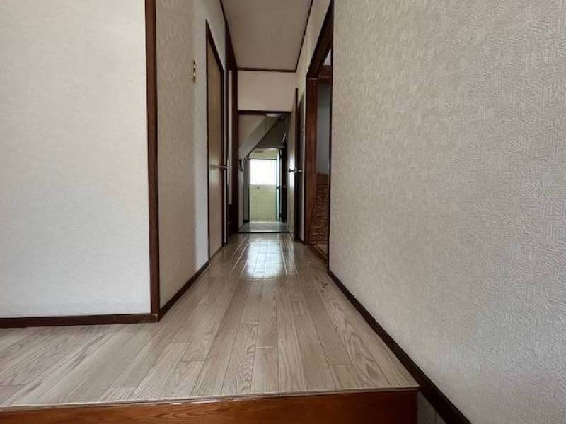 玄関入った通路