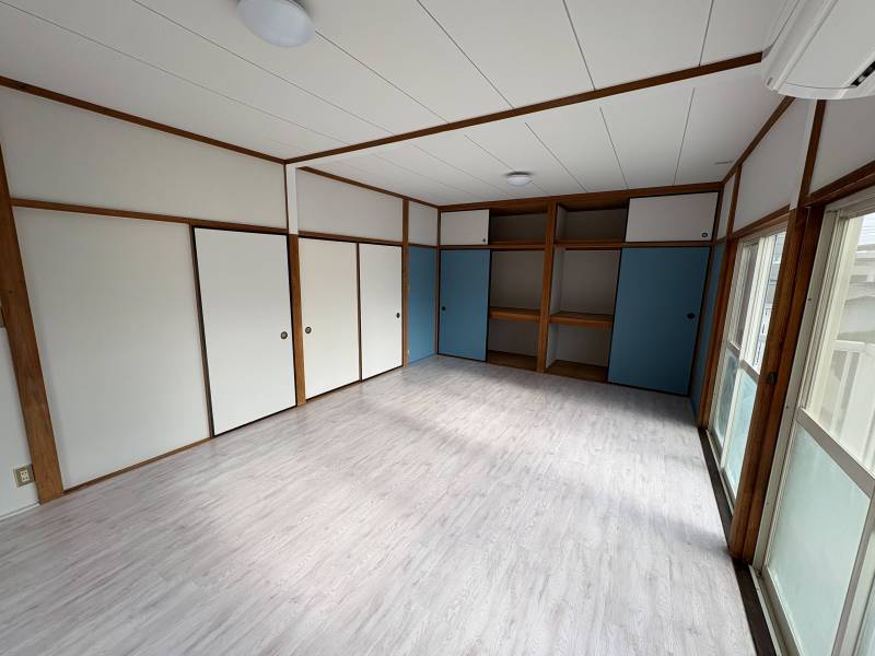 12畳もある広々としたリビングで快適な生活が送れますね♪