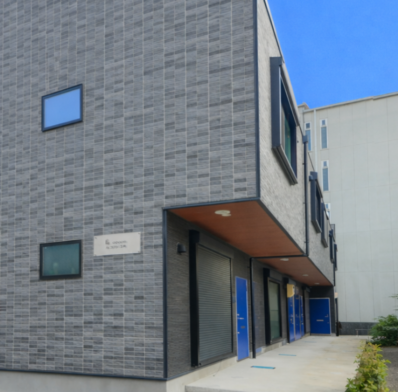 メゾネットタイプ　
開け締めしやすい雨戸付き