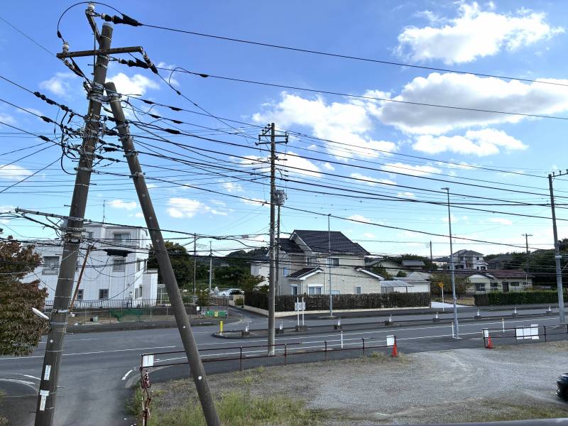 ベランダからは見晴らしの良い景色です♪