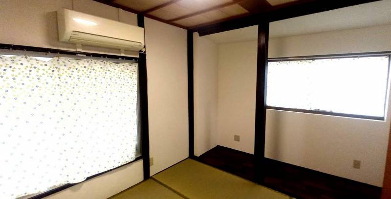 南側　2階　6畳居室　ベランダ側の部屋です