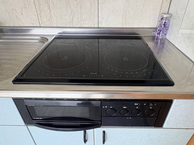 安全で掃除のしやすいＩＨ完備