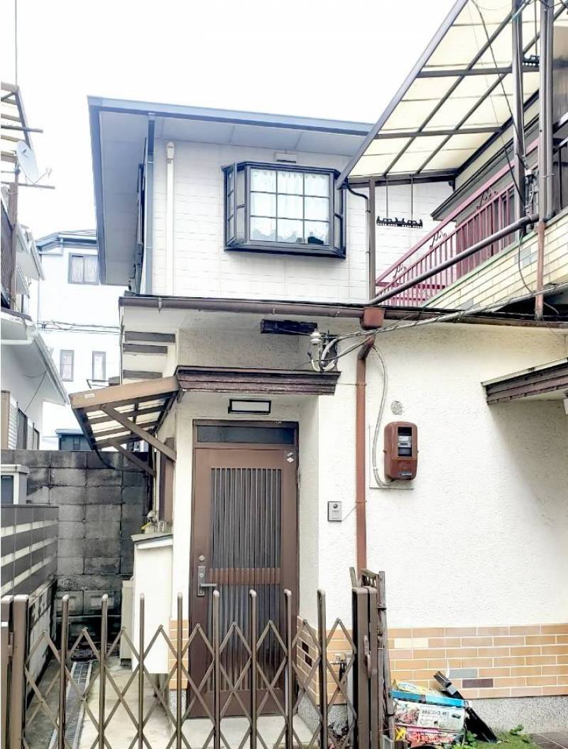 ２階建て戸建てテラスハウスです！