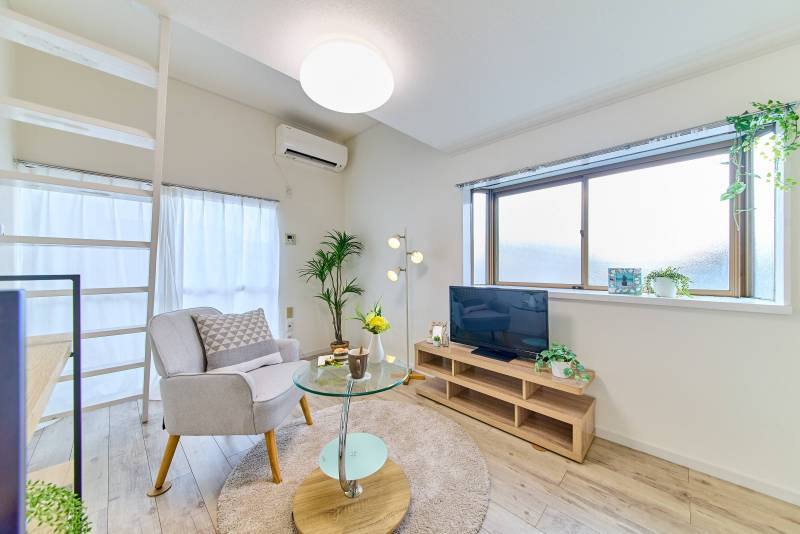 南向きで日のよく当たる明るいお部屋です♪