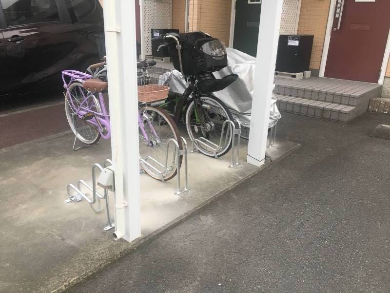 強風でも倒れることがありません。