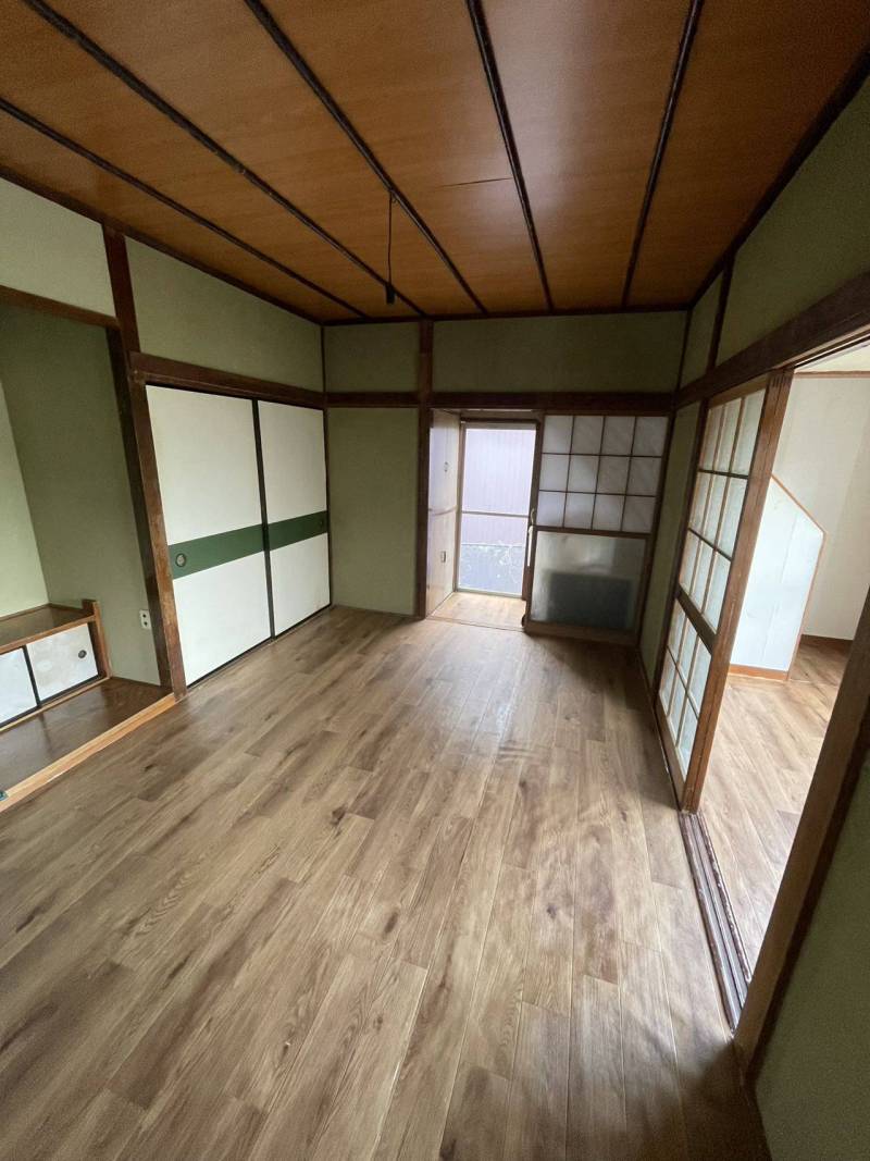 こちらのお部屋は寝室でいかがでしょうか？
