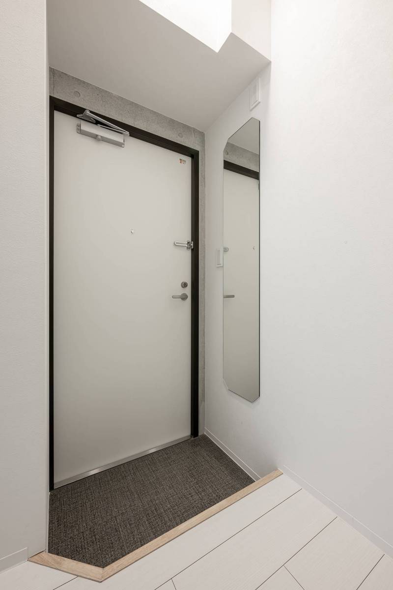 風水を考えた八角形の姿見がついて運気アップ‼️