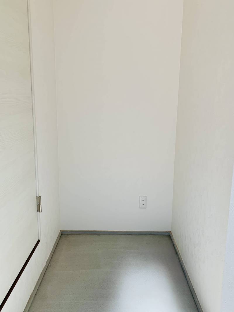 1.5畳の広々土間で自転車も屋内保管可能です