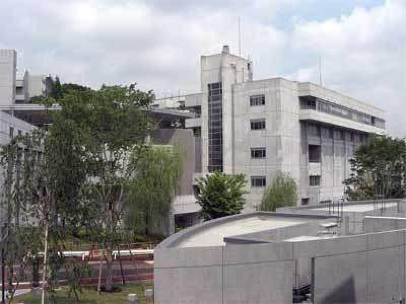 多摩美術大学　約1600ｍ