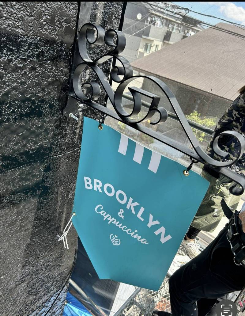 外壁とフラッグが映えますね♪