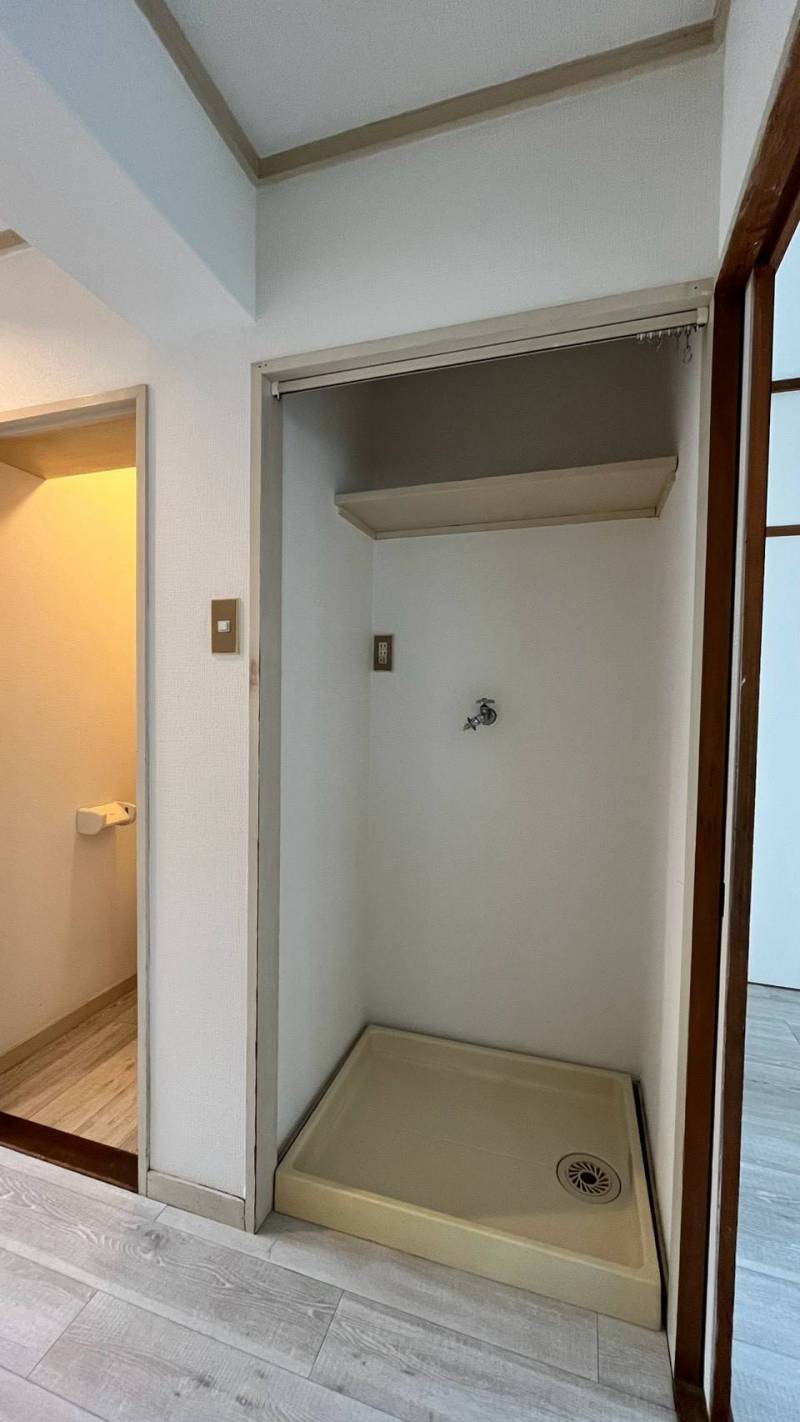 室内洗濯機置場あります