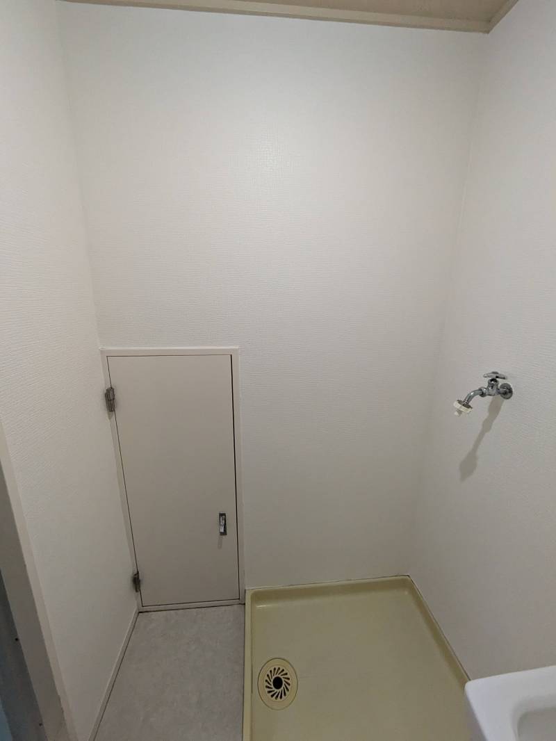 室内洗濯機置場あります。