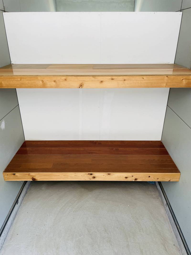 物置付きなのでタイヤなど保管可能です。