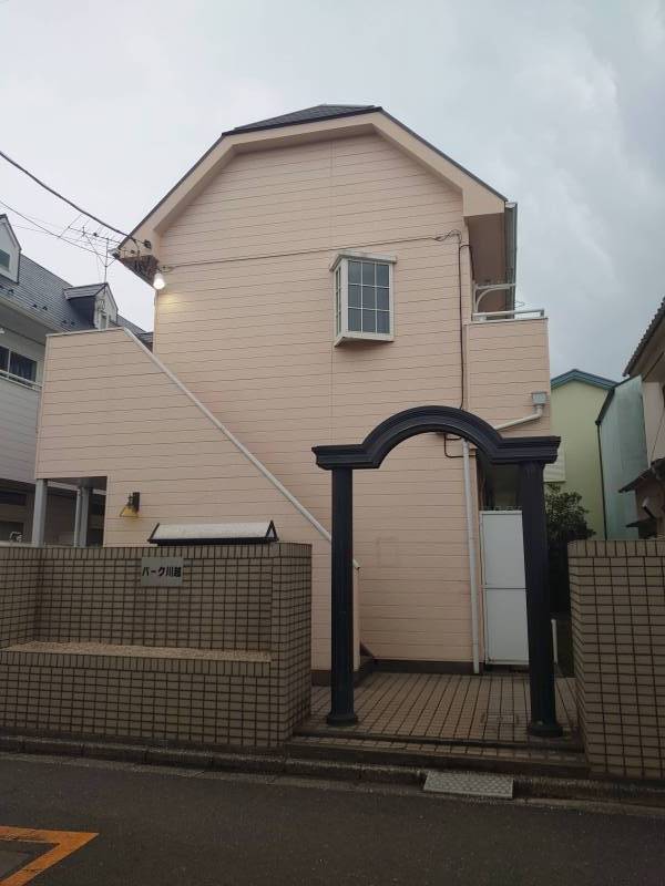 住宅街の為、とても静かです