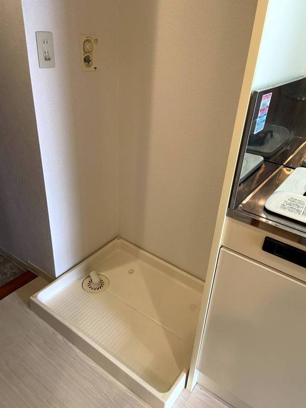 全自動サイズの標準的な洗濯パンで使いやすいかと存じます。