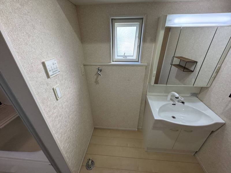 独立洗面台・シャワーホース付