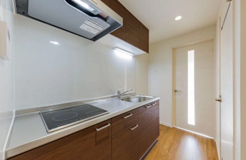 調理スペースのある大型流し台です。レパートリーが増えます。