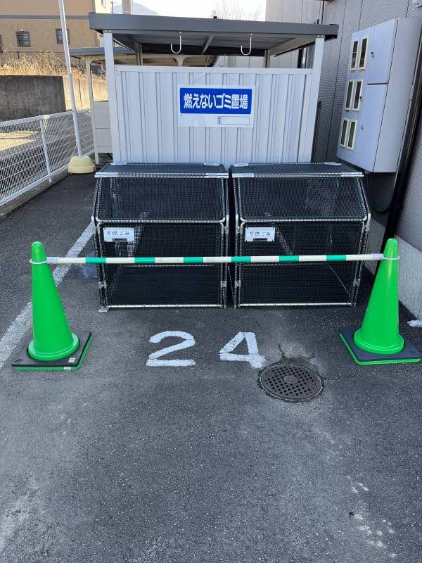 敷地内ゴミ置き場