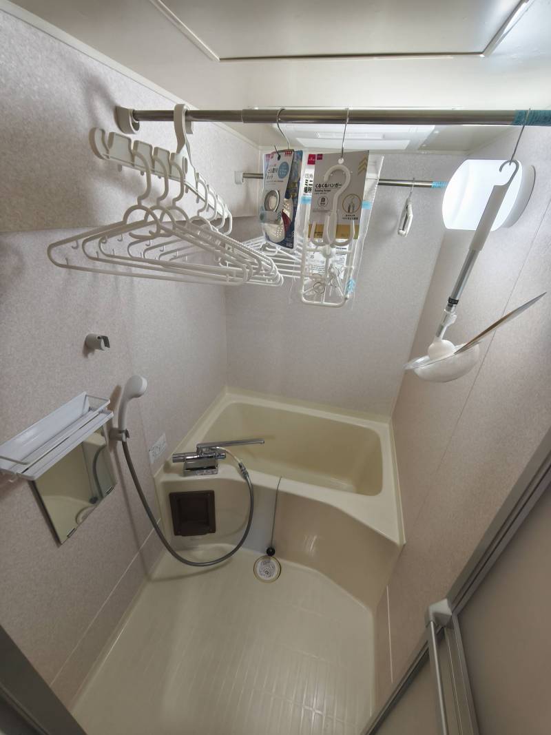 ダイノックシート　日本製浴室乾燥機　浴槽コーティング済