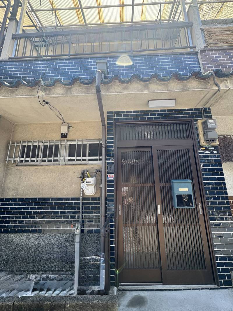 バルコニーつきテラスハウスです