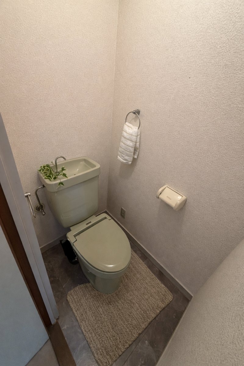 風呂トイレ別です