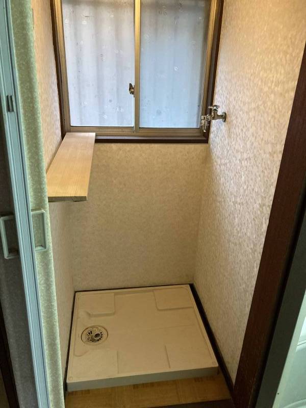 洗濯機置き場。
