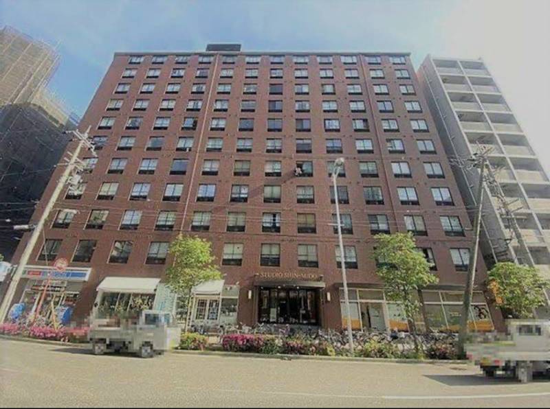 1階にローソンがあって大変便利です、新大阪徒歩７分