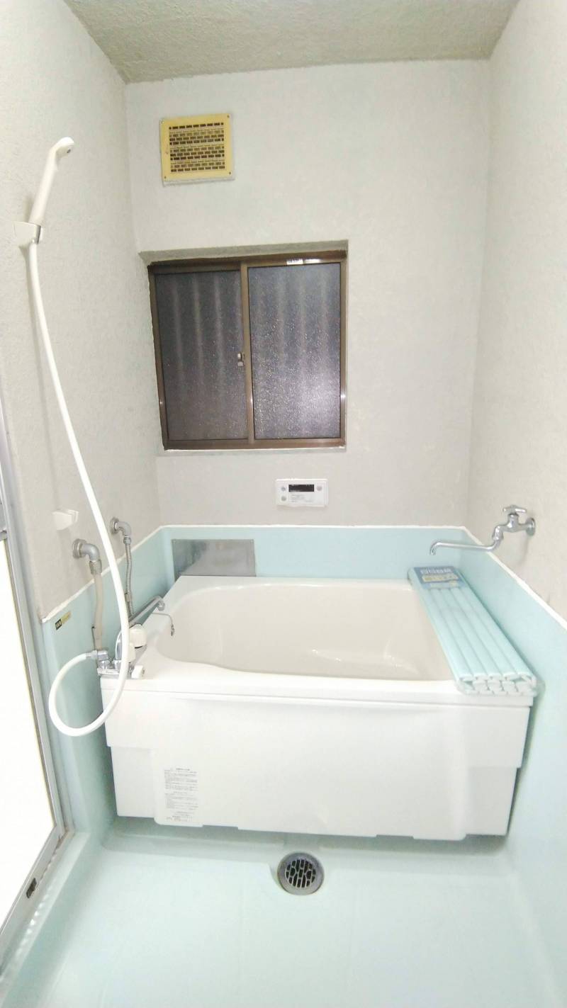 洗い場のある大型ユニットバスなので、ゆっくりバスタイム。