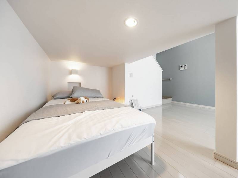 アンダーロフトなのでベッドは階段の登り降りなし♪