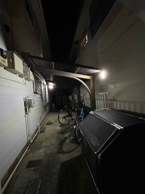 自転車置場
夜もライトがあり安心