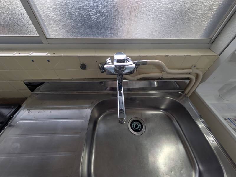 【新品】
キッチンシングルレバー水栓。