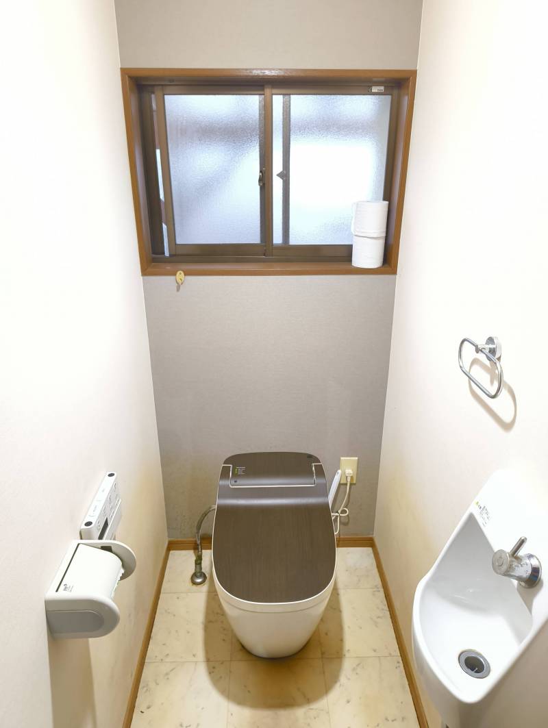 水洗トイレ（パナソニック製アラウーノ）